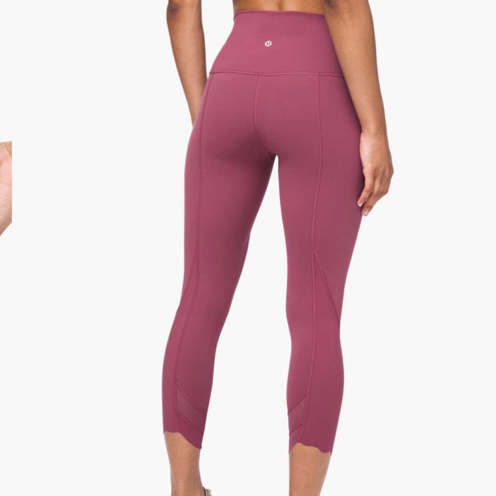 Scallop wunder under high rise leggings